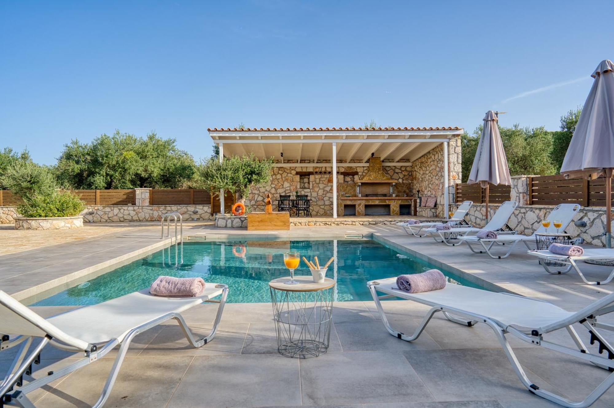 Astarte Villas - Astra Private Villas With Pool วาซิลิคอส ภายนอก รูปภาพ